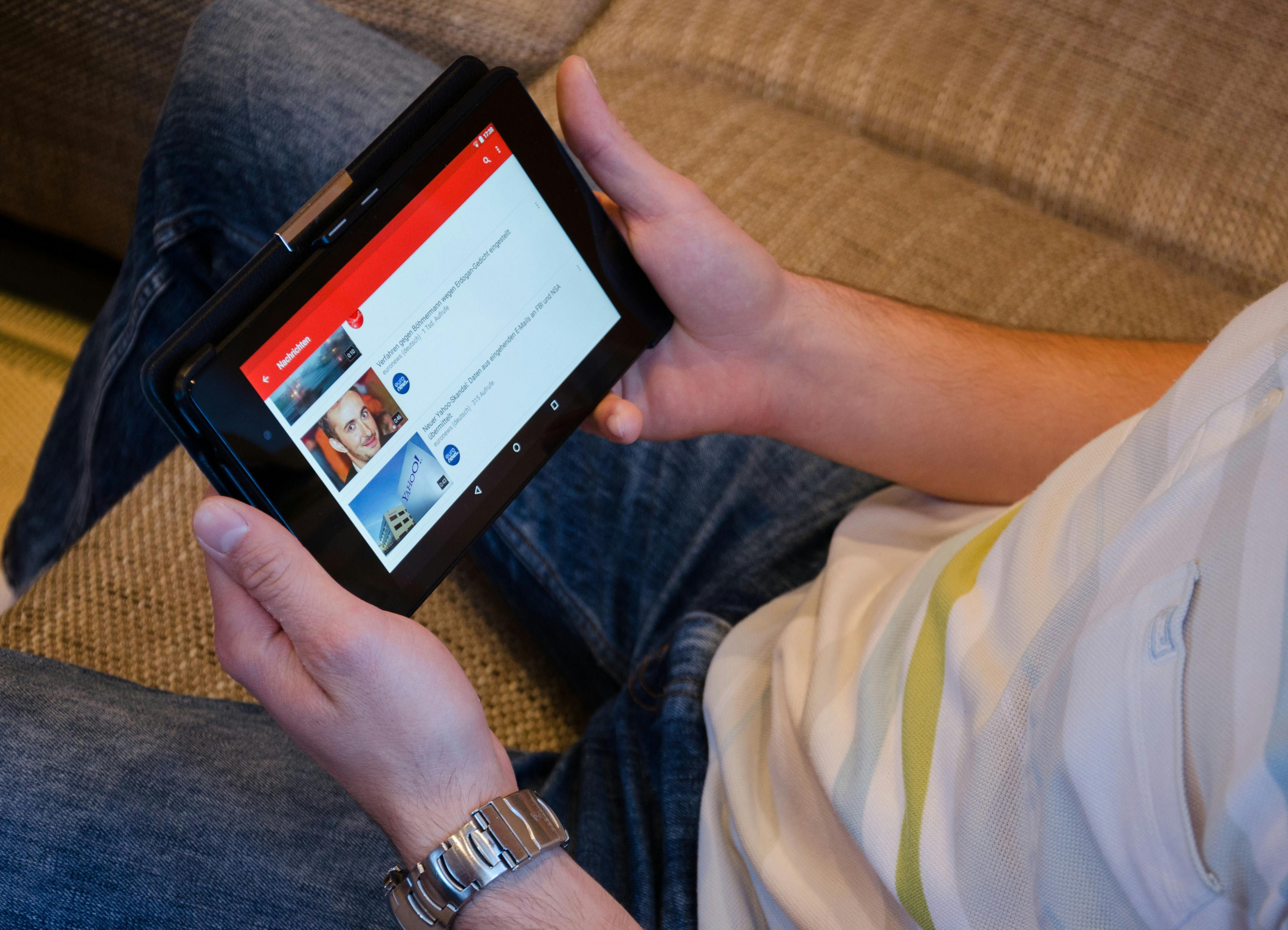 Varför köpa YouTube-visningar hjälper dig att växa snabbare